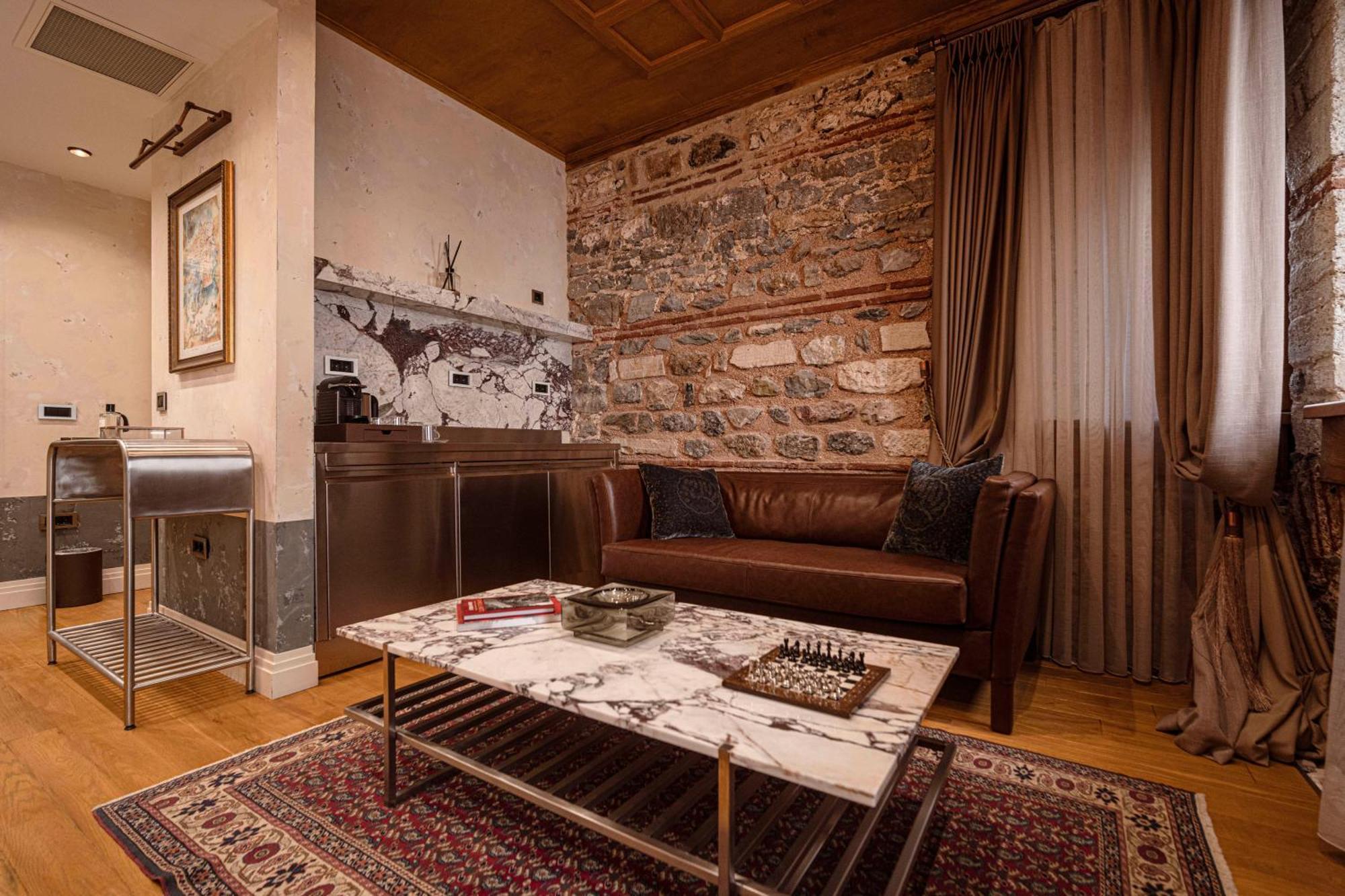 Stone Galata 5*