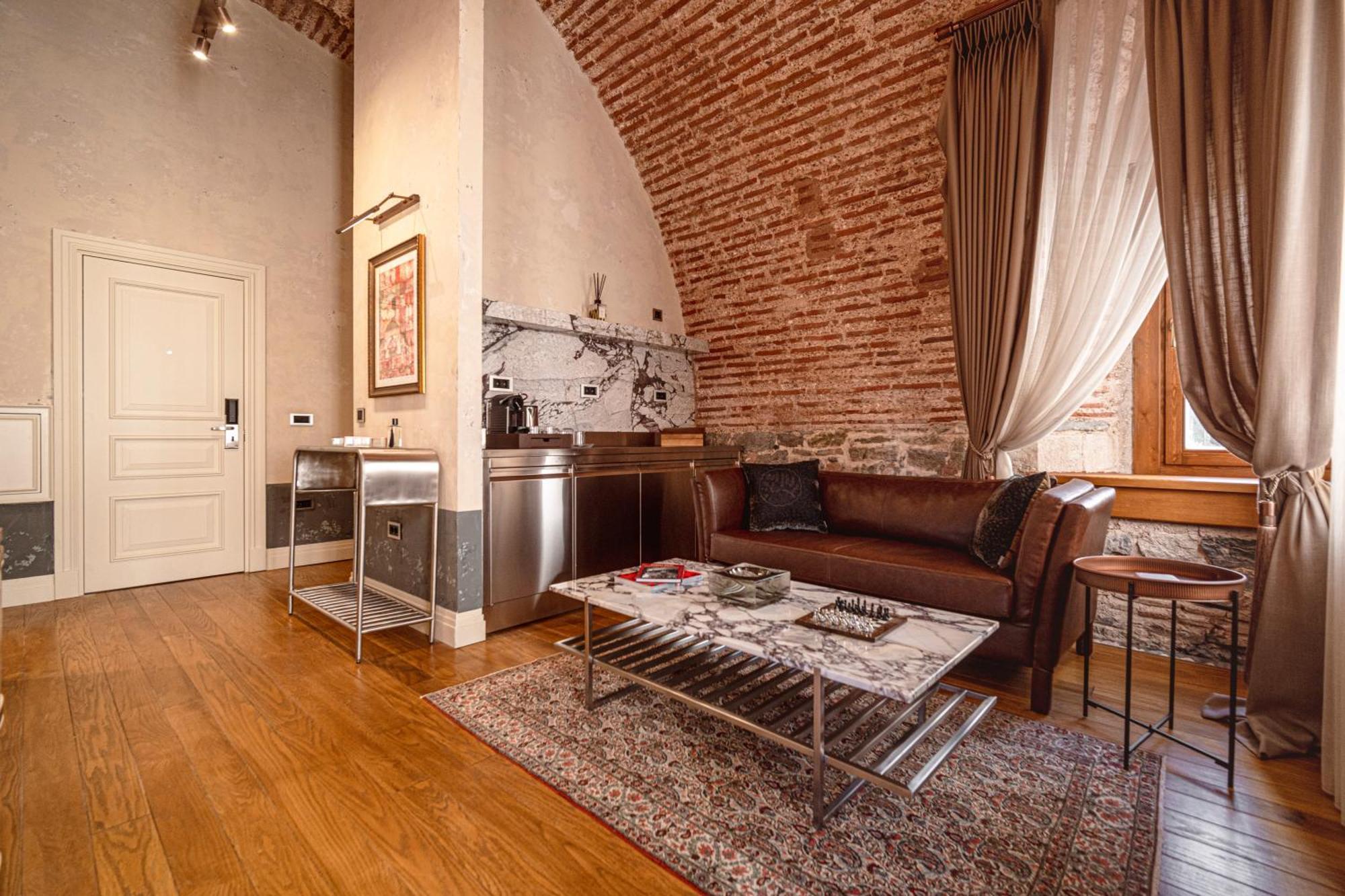 Stone Galata Hotel 5*