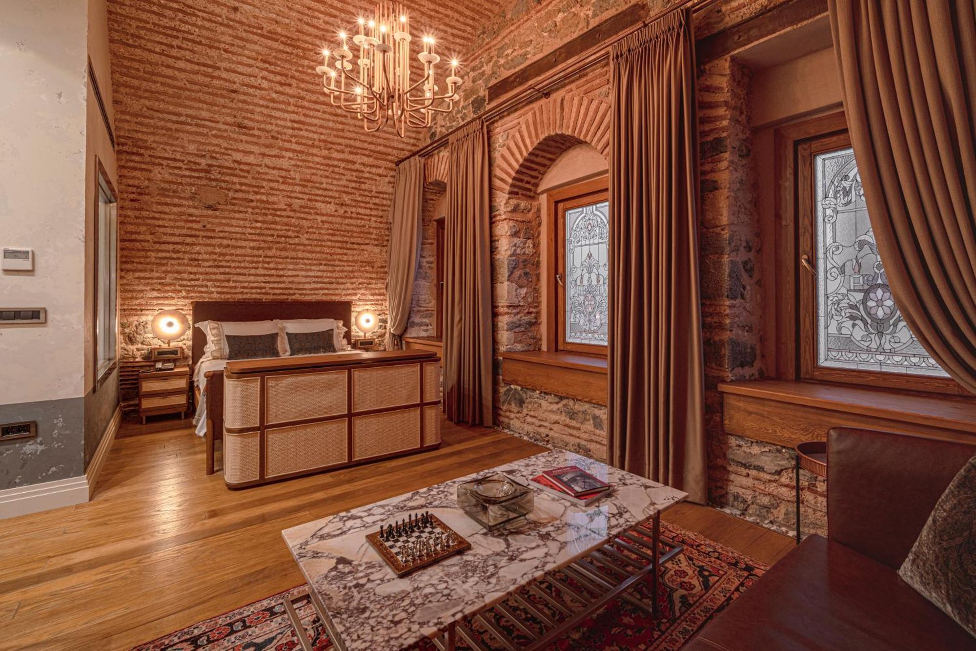 Stone Galata 5*